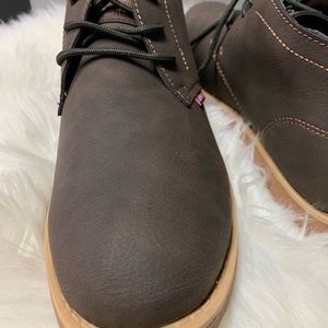 levi's sonoma wax chukka boot